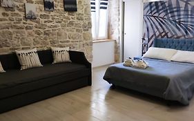Maison Divino